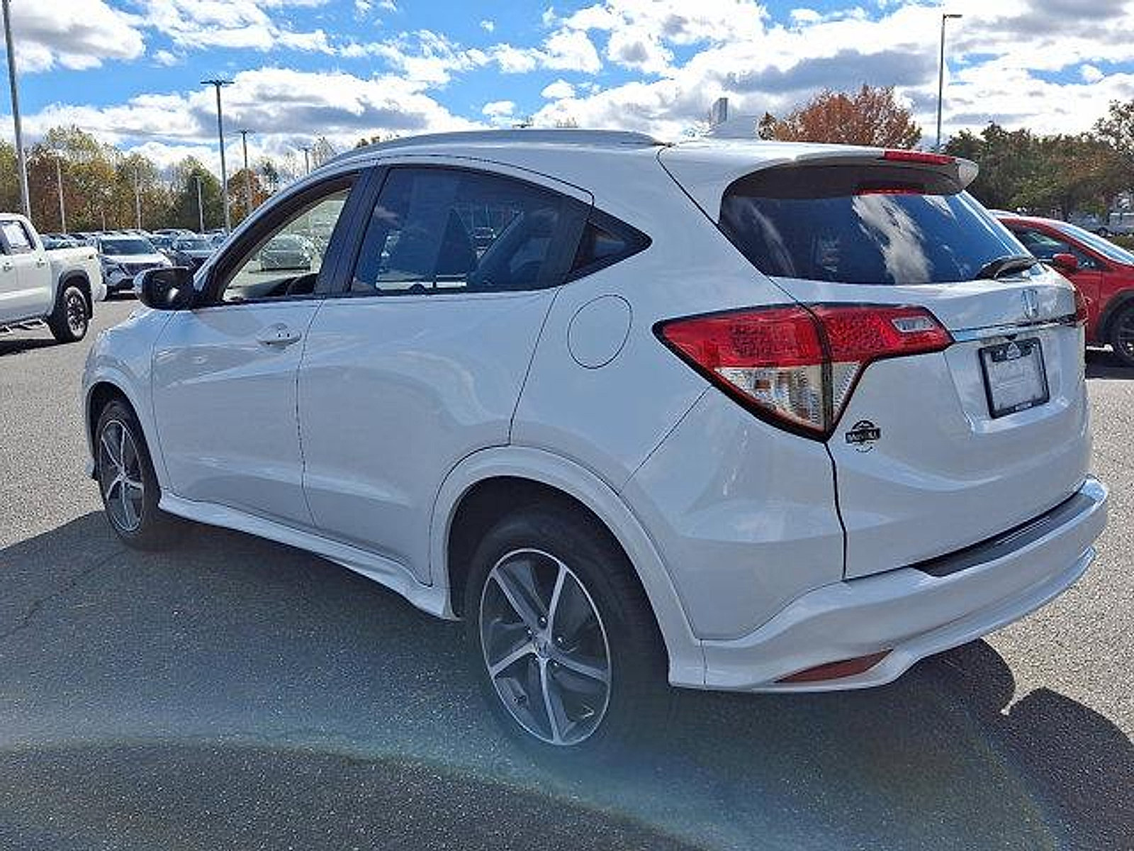 Used 2019 Honda HR-V Touring image 6