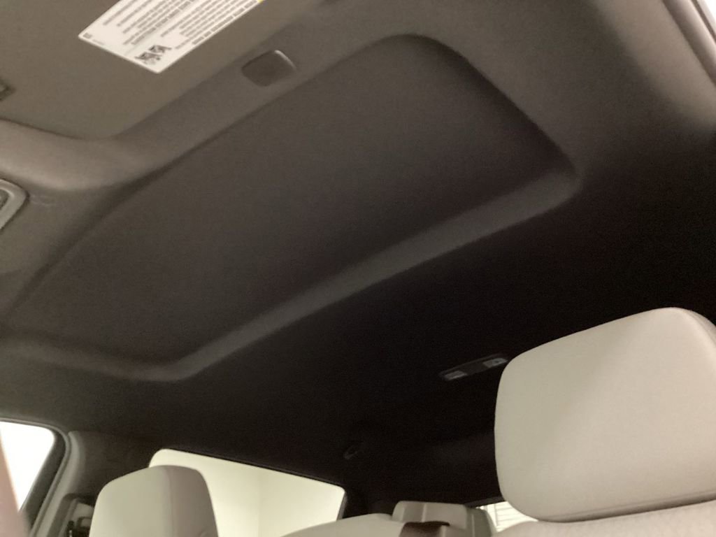 New 2026 Chevrolet Silverado 1500 LT w/ Z71 Off-Road Package AWD/4WD image 19