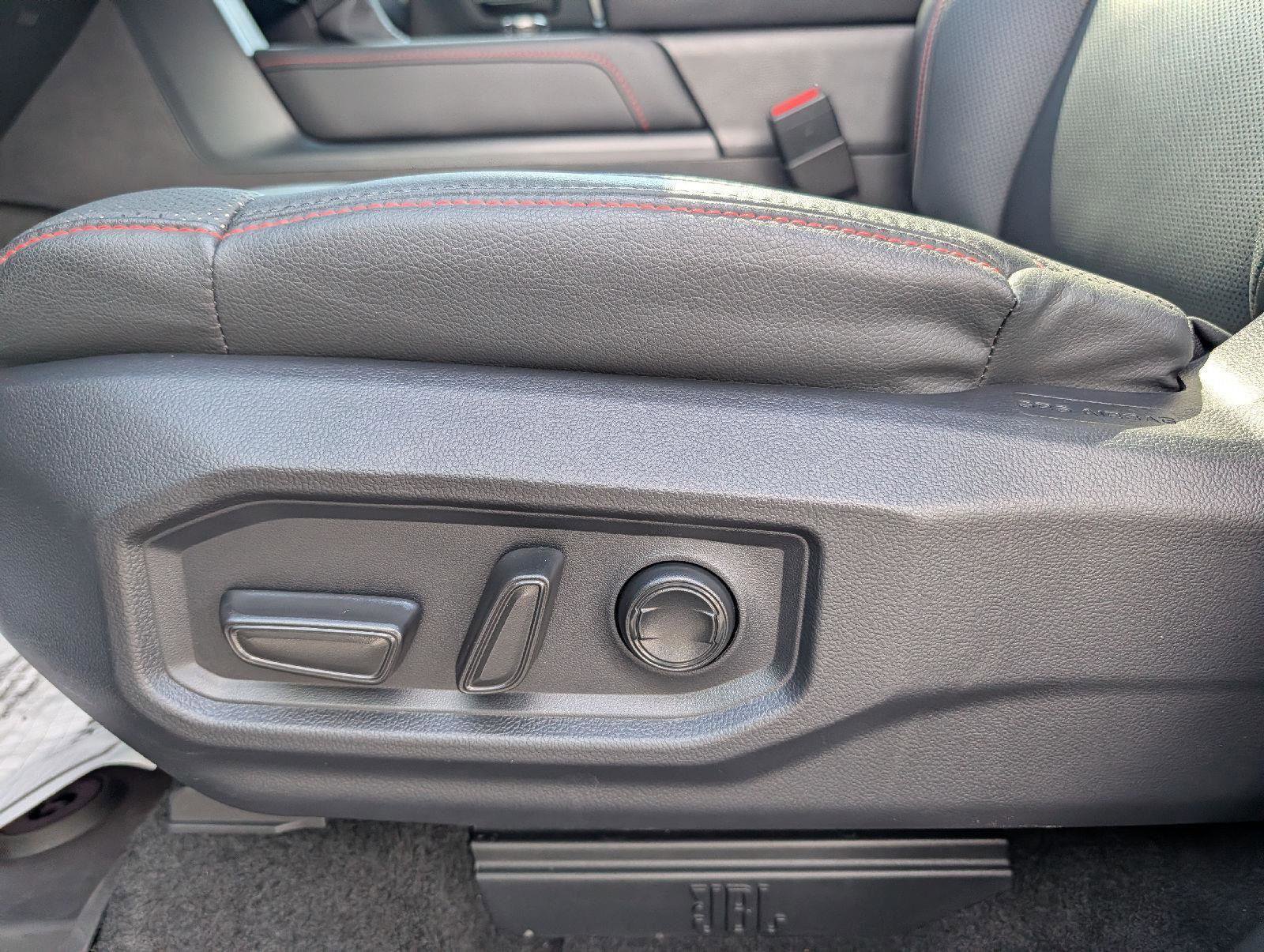 Used 2025 Toyota Sequoia TRD Pro AWD/4WD image 8