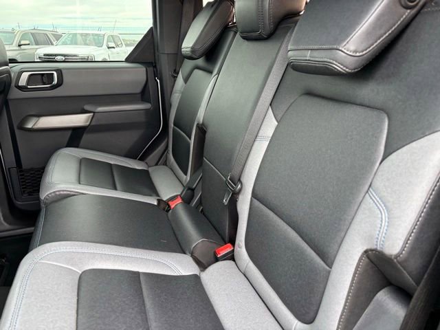 Used 2023 Ford Bronco Black Diamond image 16