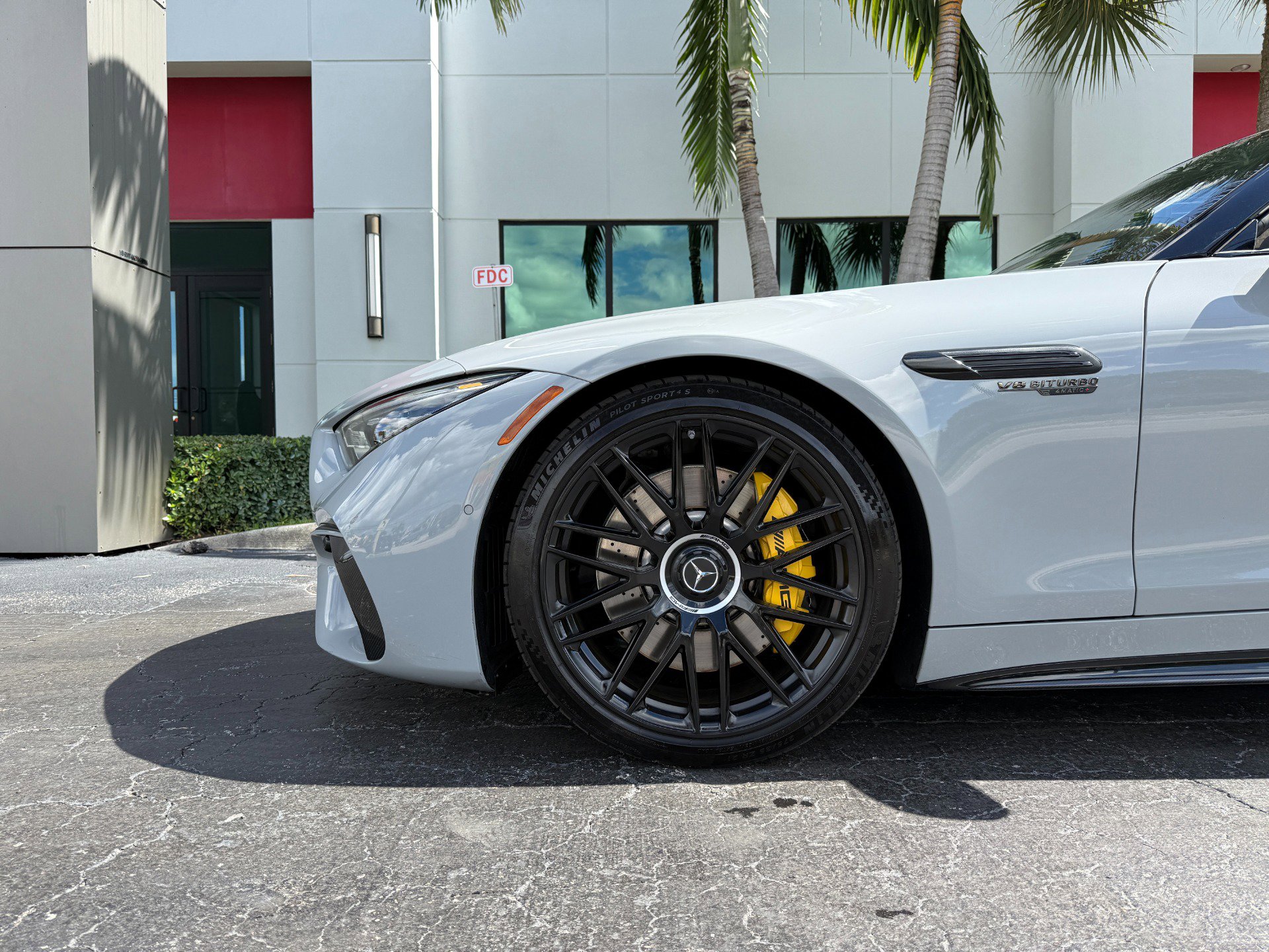 Used 2022 Mercedes-Benz SL 63 AMG 4MATIC image 22