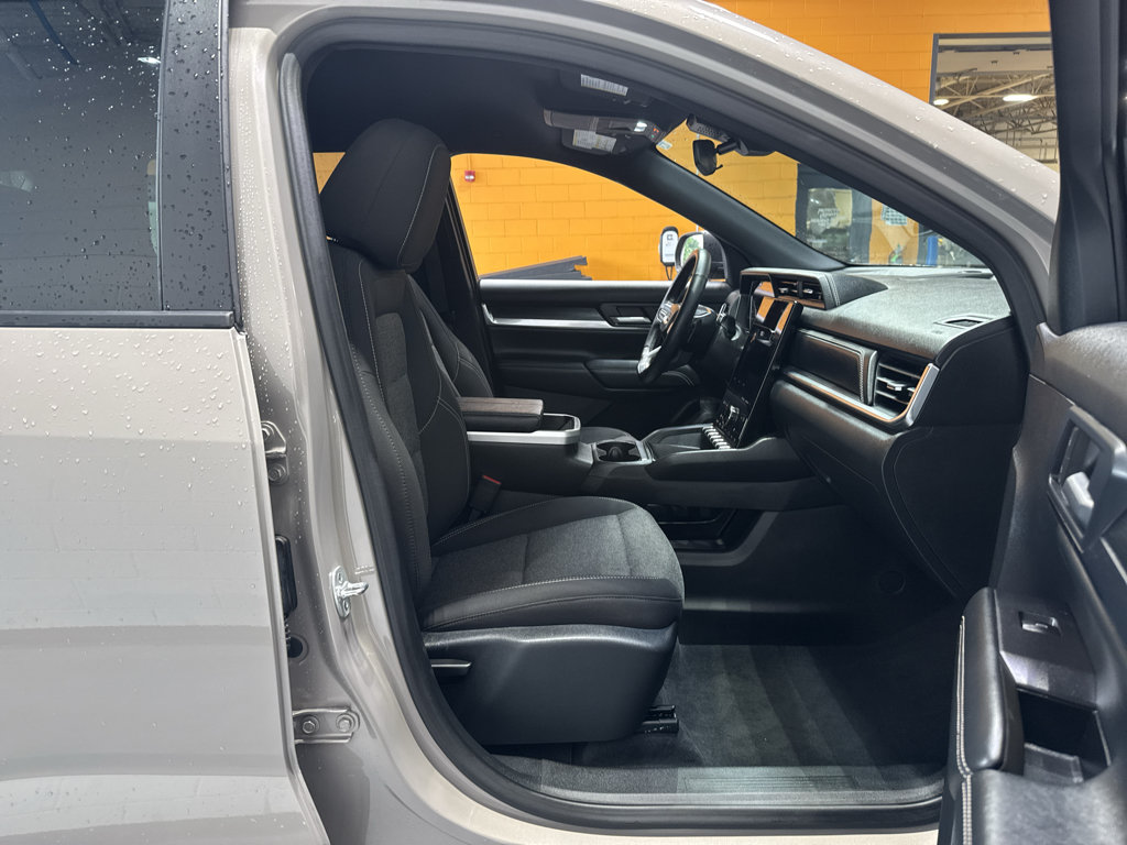 Used 2026 GMC Terrain Elevation AWD/4WD image 18