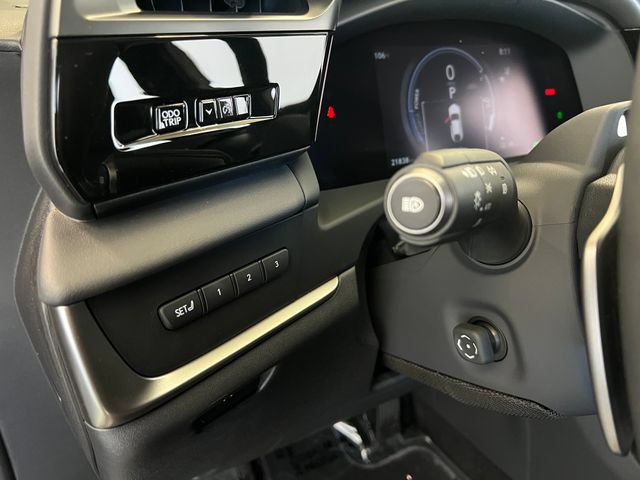 Used 2024 Lexus RZ 450e Premium AWD/4WD image 25