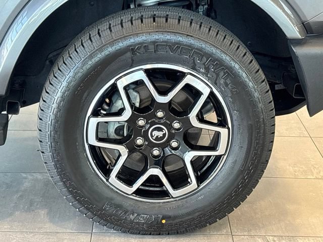 Used 2023 Ford Bronco Outer Banks AWD/4WD image 44