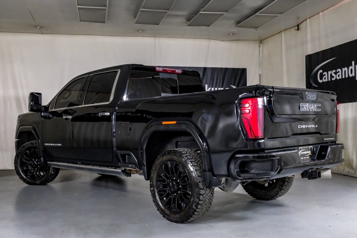 Used 2024 GMC Sierra 2500 Denali Ultimate AWD/4WD image 10
