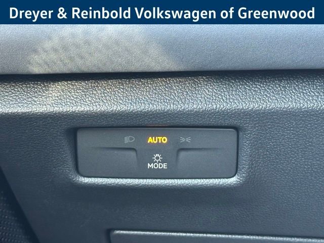 New 2026 Volkswagen Tiguan SE R-Line image 16