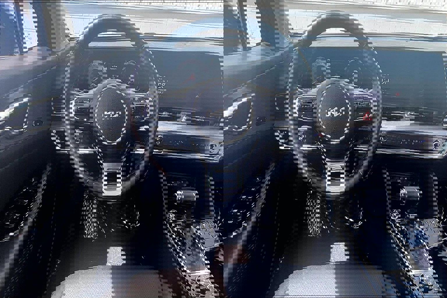 Used 2023 Kia Sportage SX FWD image 6