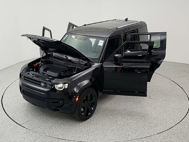 New 2026 Land Rover Defender 110 X-Dynamic SE AWD/4WD image 37