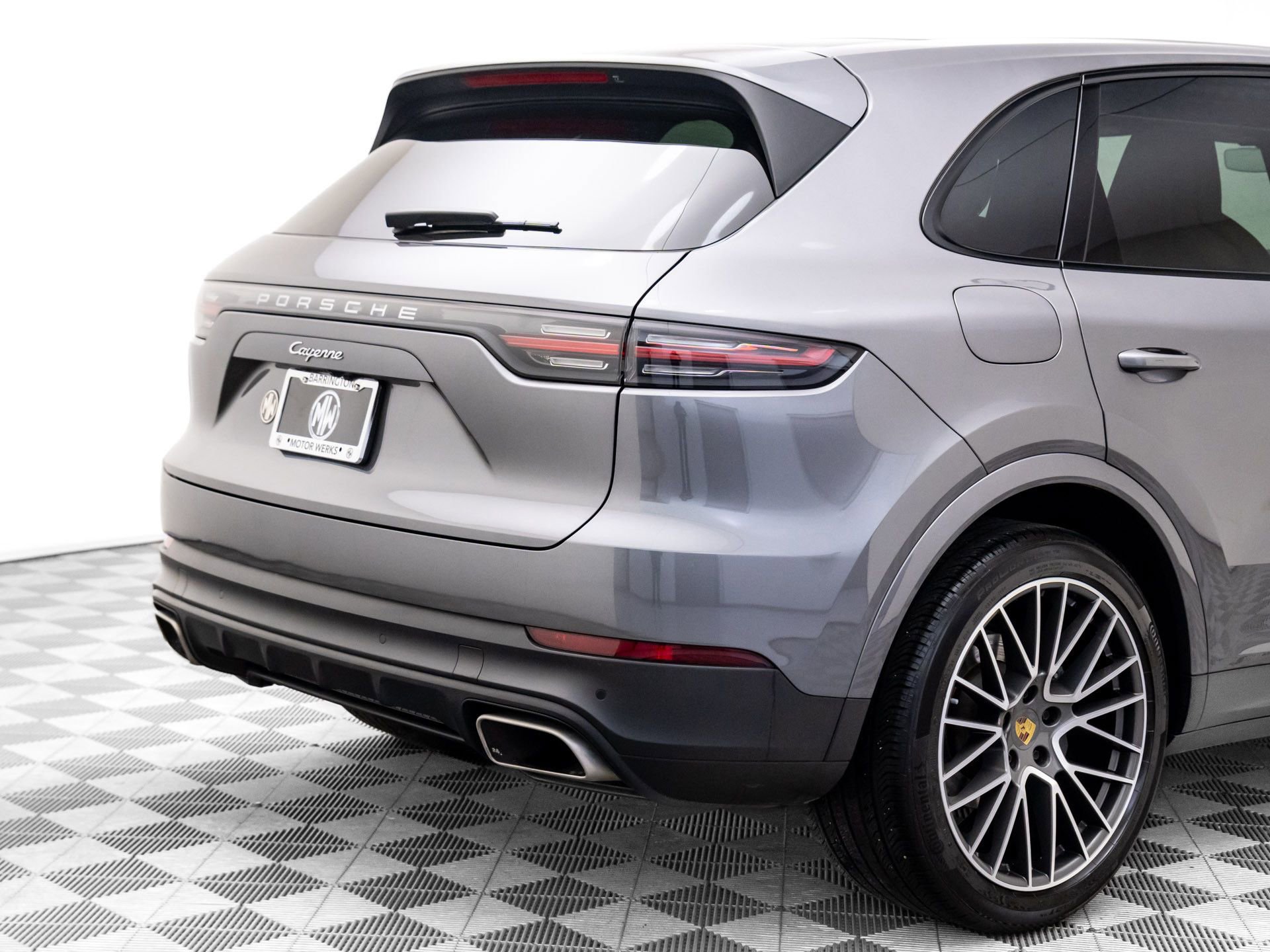 Certified 2023 Porsche Cayenne image 32