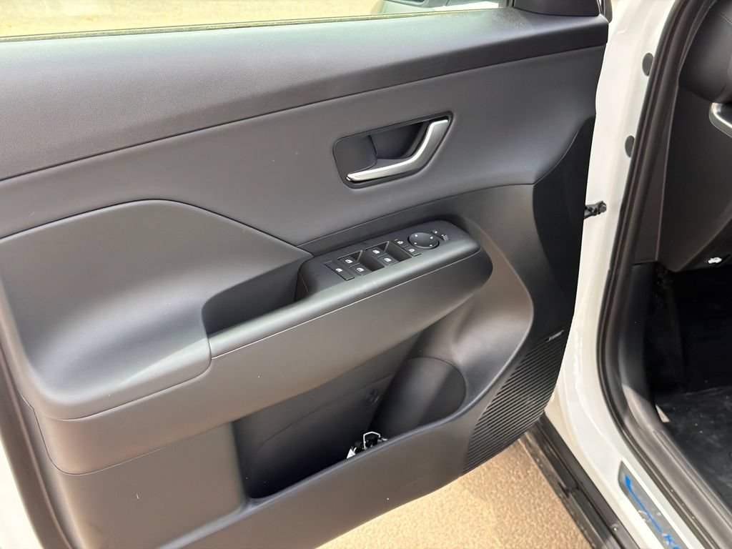 New 2026 Hyundai Kona Limited FWD image 11