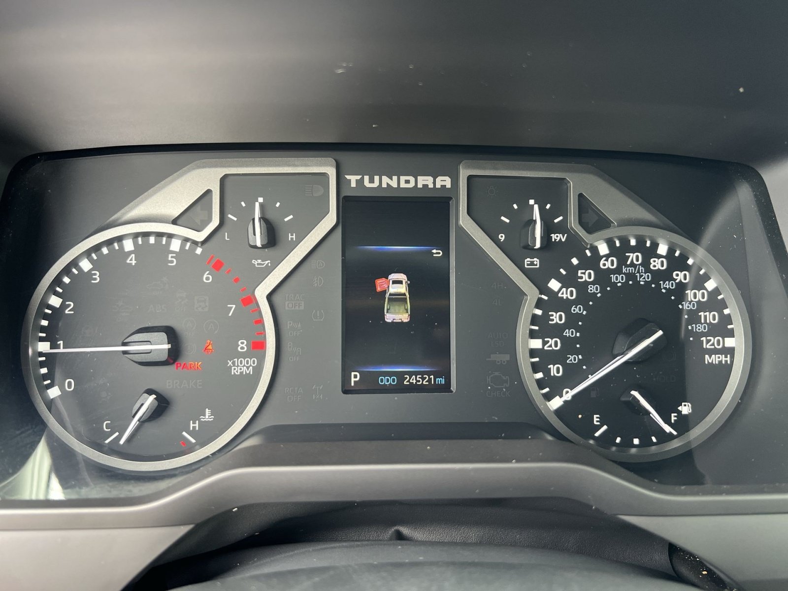 Used 2024 Toyota Tundra SR5 w/ SR5 Premium Package AWD/4WD image 17