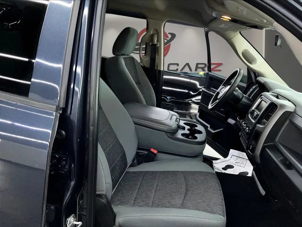 Used 2020 RAM 1500 Express w/ Express Value Package AWD/4WD image 28