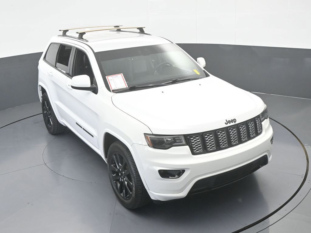 Used 2018 Jeep Grand Cherokee Altitude image 49