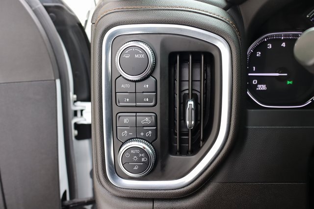 Used 2023 GMC Sierra 3500 AT4 w/ AT4 Preferred Package image 37