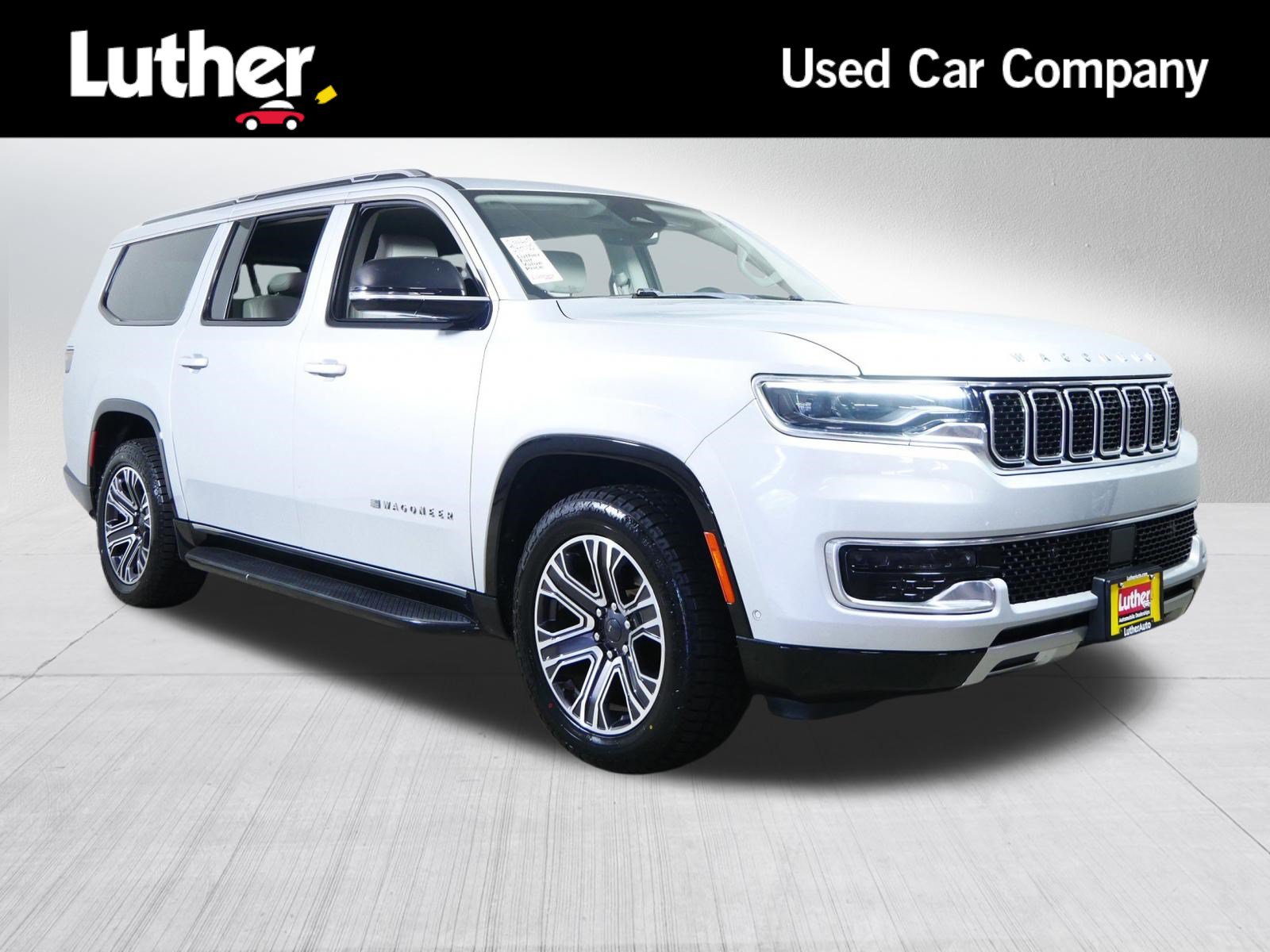 Used 2023 Jeep Wagoneer L Series II AWD/4WD image 1
