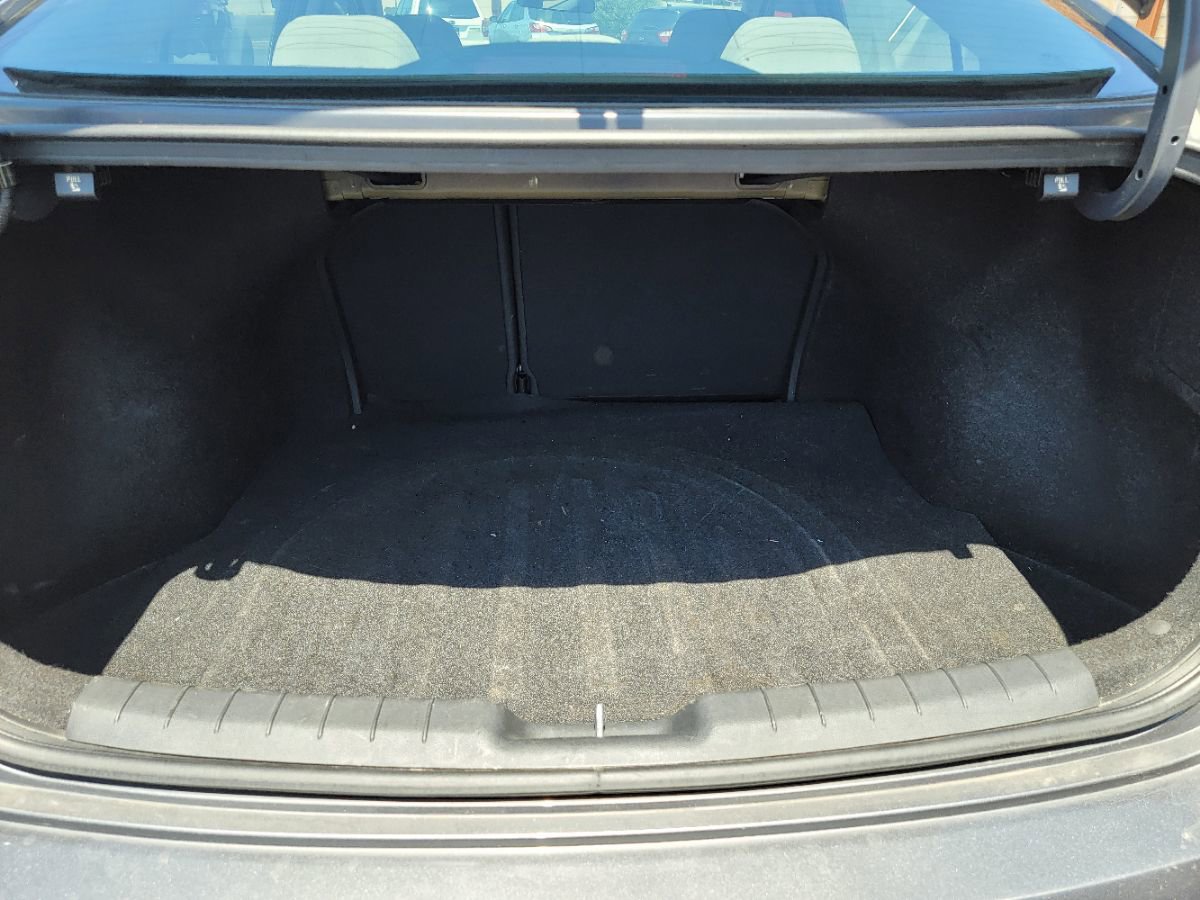 Used 2019 Hyundai Elantra SEL image 21