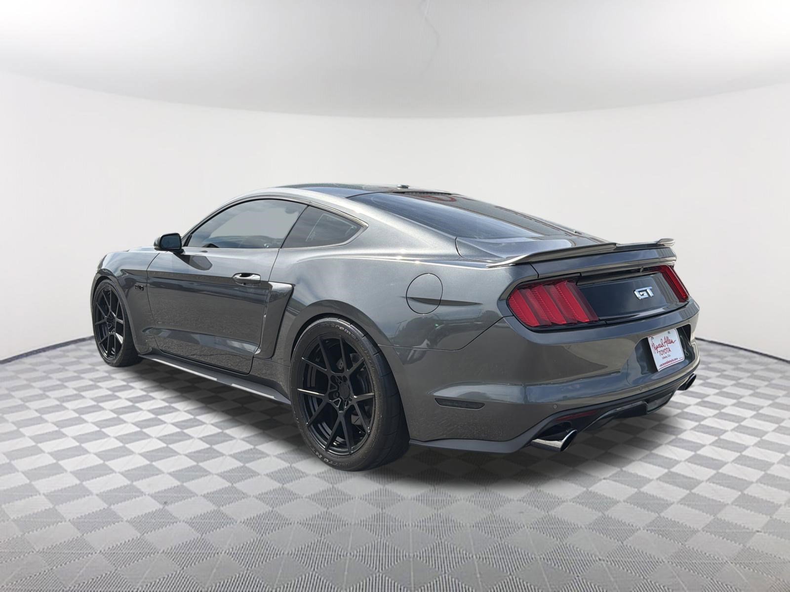 Used 2015 Ford Mustang GT Premium w/ GT Performance Package RWD image 13