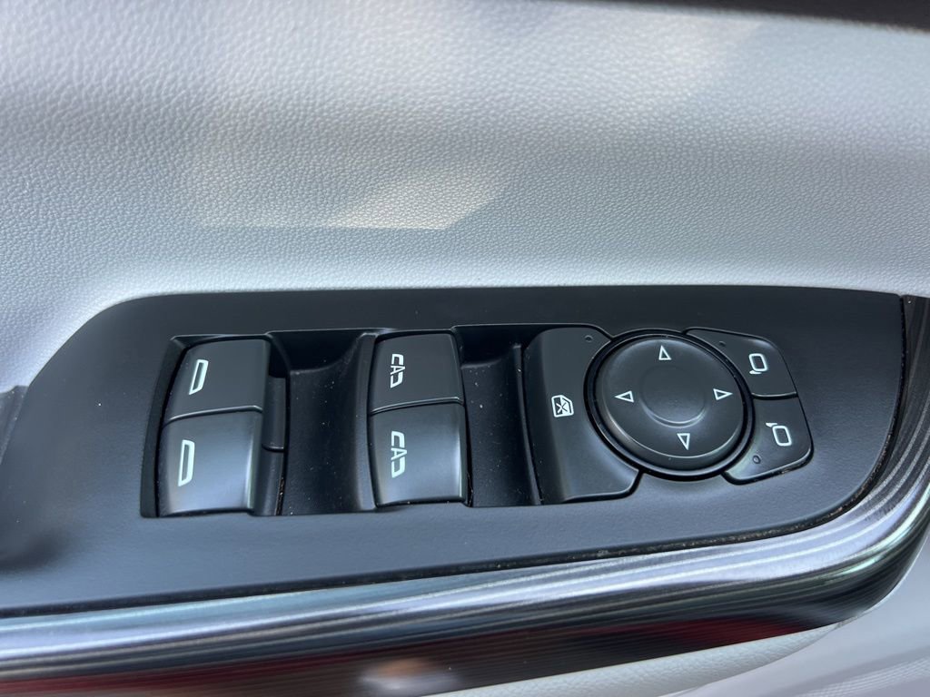 Used 2023 GMC Acadia SLT image 23