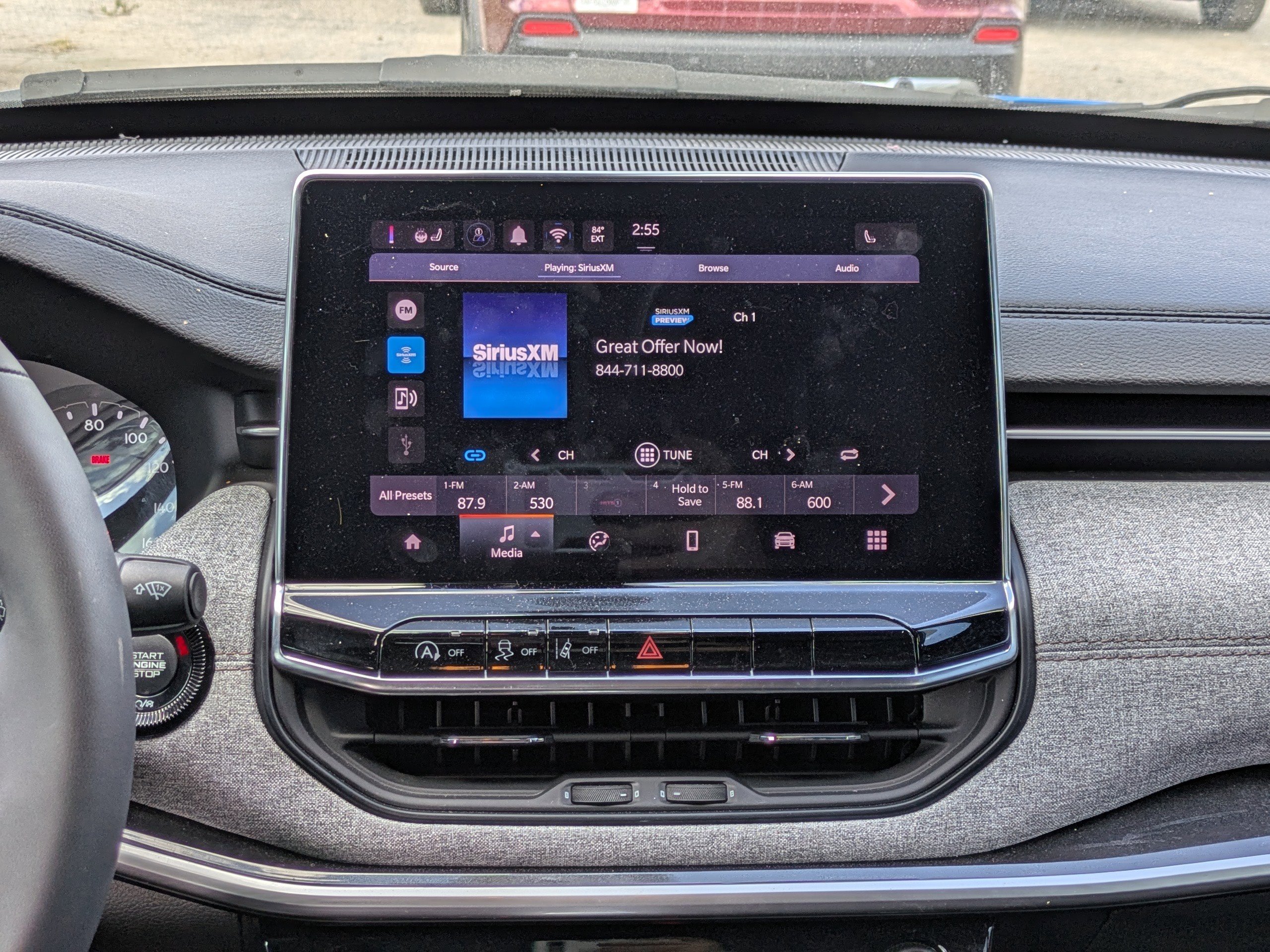 Used 2024 Jeep Compass Latitude image 15