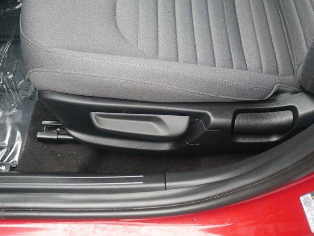 Used 2025 Kia K4 EX image 19