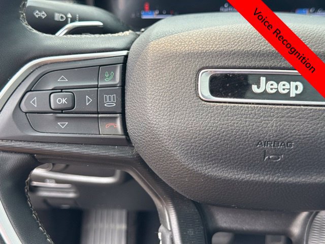 Used 2025 Jeep Grand Cherokee Laredo X w/ Luxury Tech Group I AWD/4WD image 19