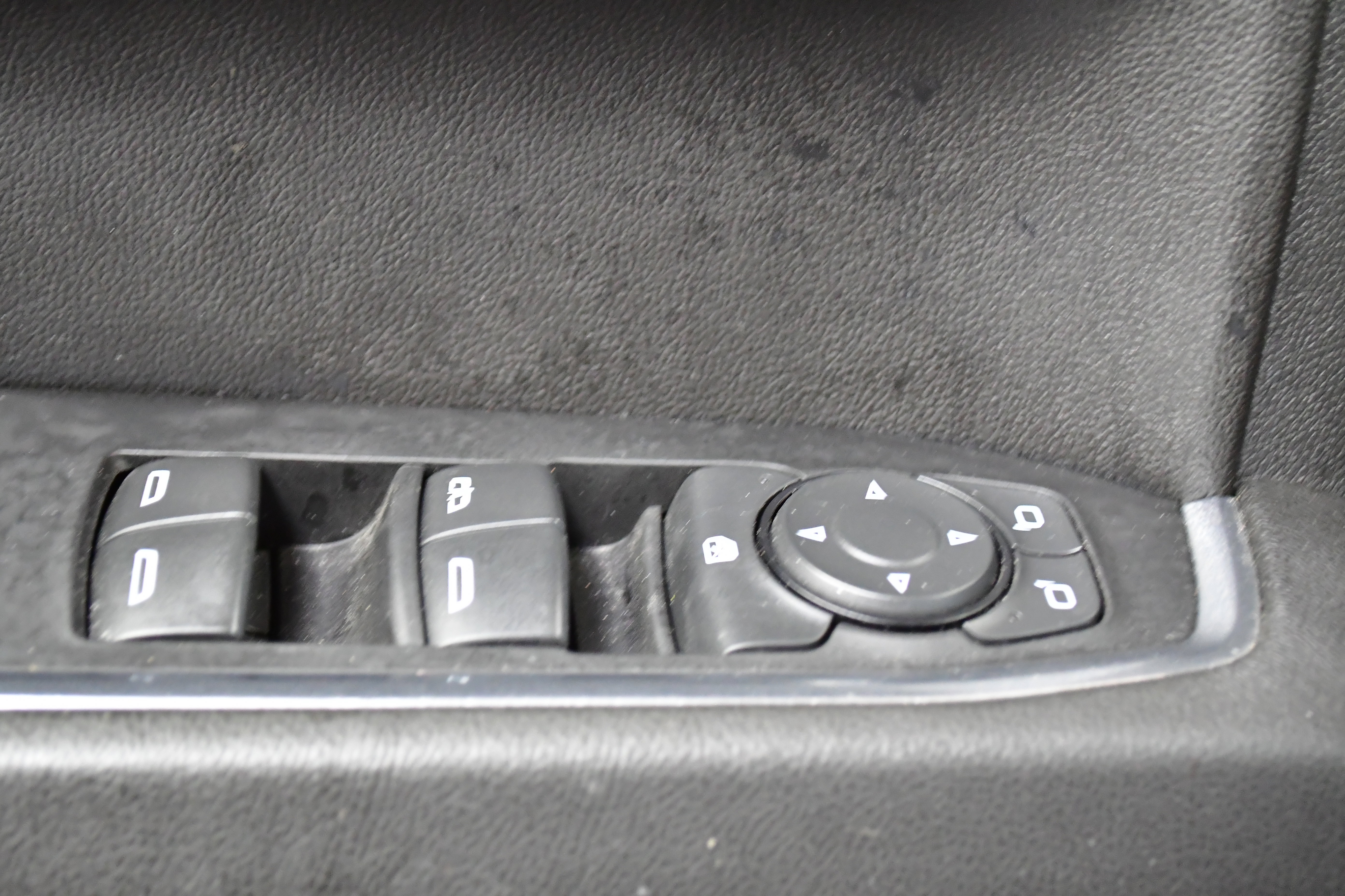 Used 2023 RAM 1500 Classic SLT w/ Trailer & Traction Group image 23