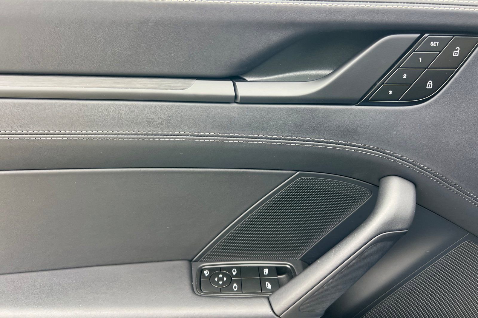 Used 2024 Porsche 911 Carrera GTS image 11