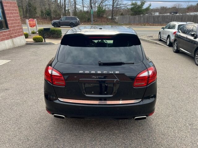 Used 2012 Porsche Cayenne w/ Convenience Pkg AWD/4WD image 4