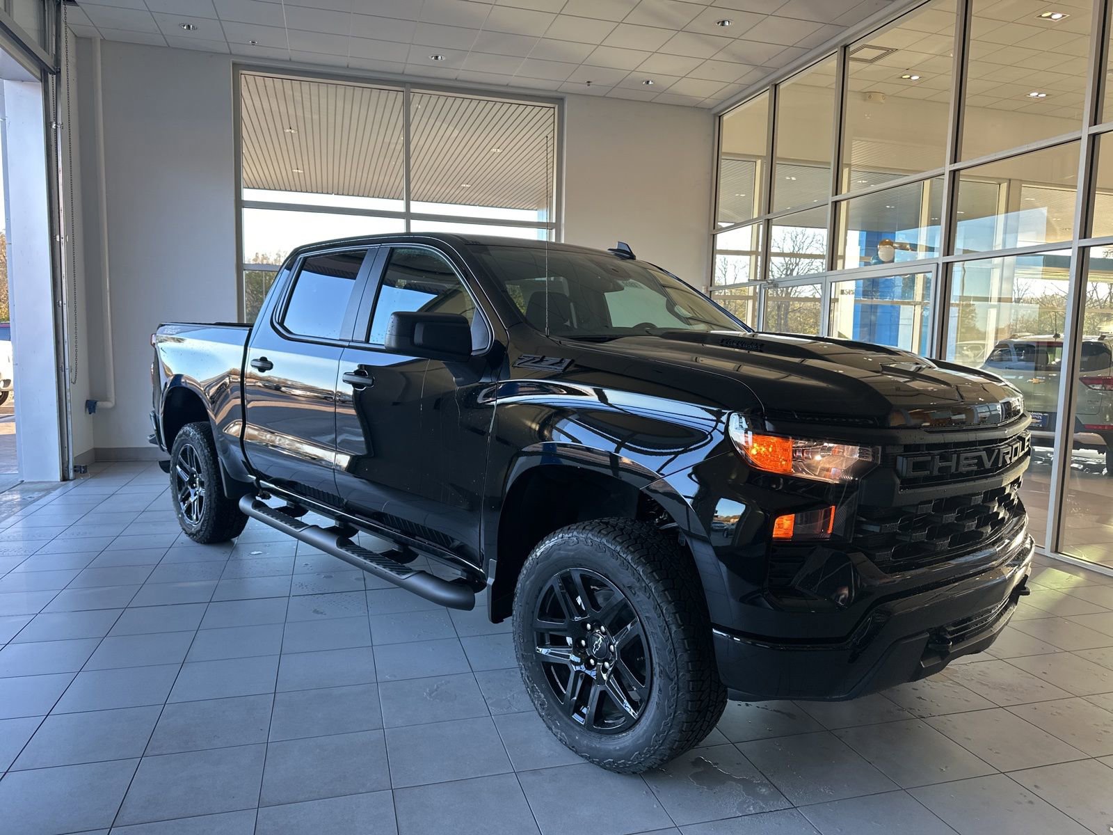 New 2026 Chevrolet Silverado 1500 Custom Trail Boss w/ Turbomax Blackout Package AWD/4WD image 3