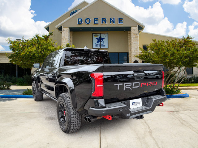 Used 2026 Toyota Tacoma TRD Pro AWD/4WD image 3