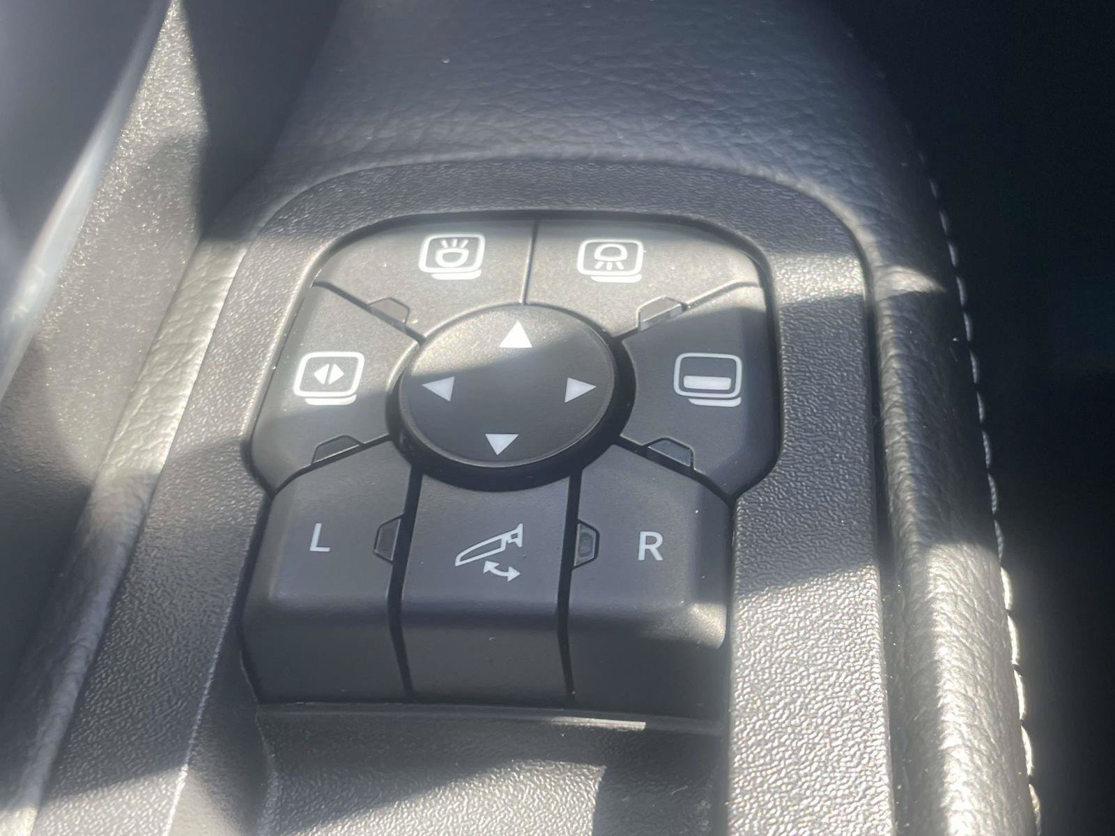 Used 2026 RAM 2500 Big Horn AWD/4WD image 11