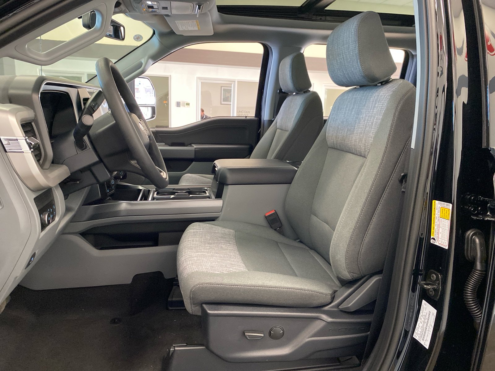 New 2026 Ford F250 4x4 Crew Cab Super Duty image 24
