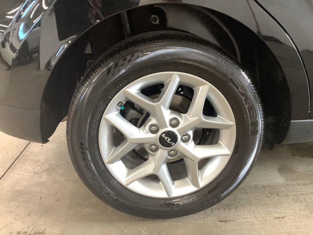 Certified 2023 Kia Soul S FWD image 20