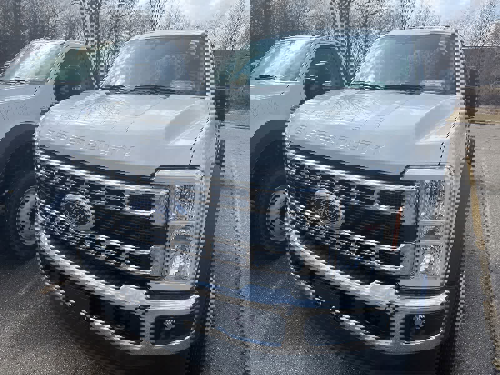 New 2023 Ford F450 XLT w/ XLT Value Package image 19