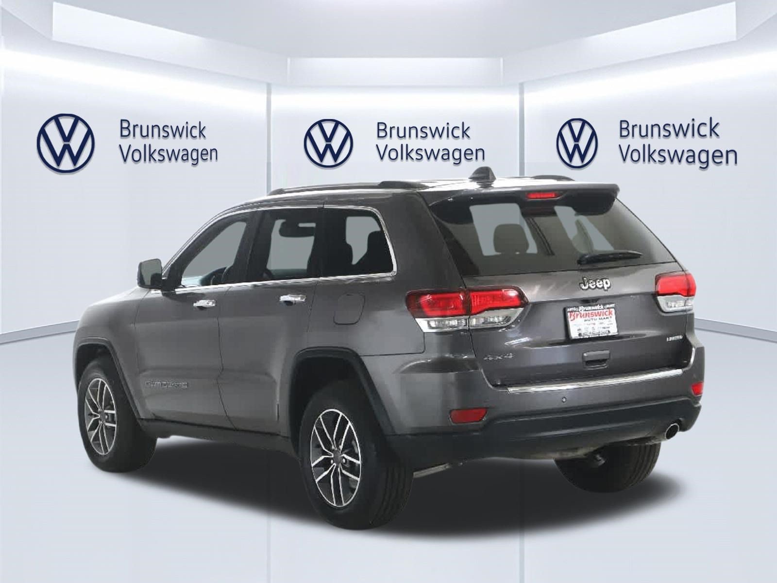 Used 2020 Jeep Grand Cherokee Limited AWD/4WD image 40