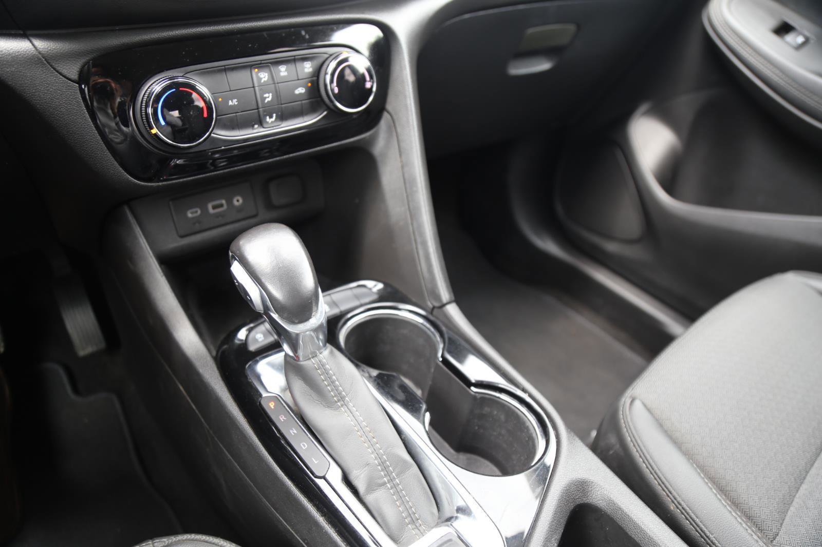 Used 2022 Buick Encore GX Preferred FWD image 16