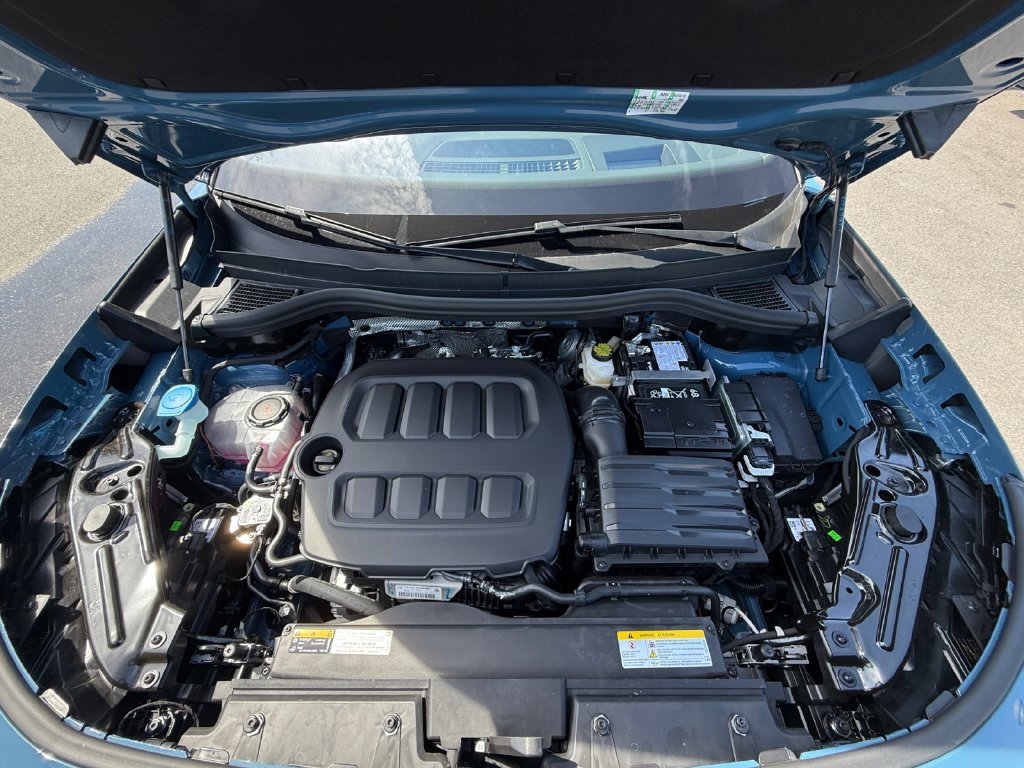 New 2026 Volkswagen Tiguan SEL R-Line AWD/4WD image 28