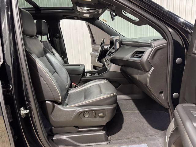 Used 2021 GMC Yukon SLT w/ SLT Premium Package AWD/4WD image 25