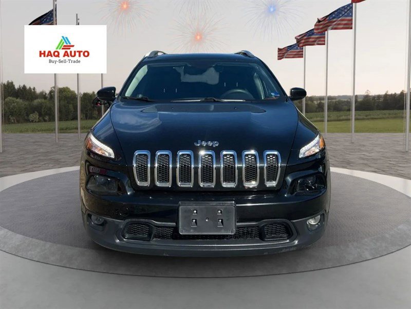 Used 2016 Jeep Cherokee Latitude w/ Safety/Convenience Group image 2