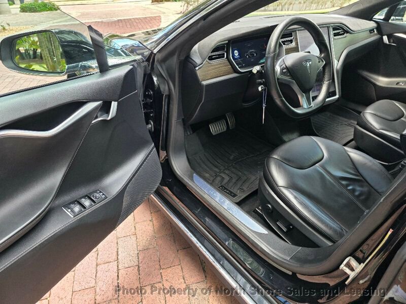 Used 2015 Tesla Model S P90D image 36