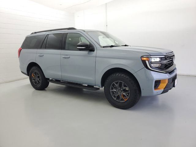 Used 2025 Ford Expedition Tremor AWD/4WD image 4