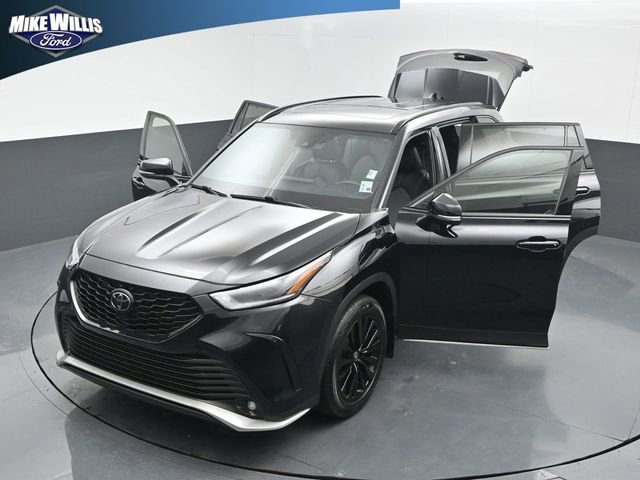 Used 2024 Toyota Highlander XSE image 26