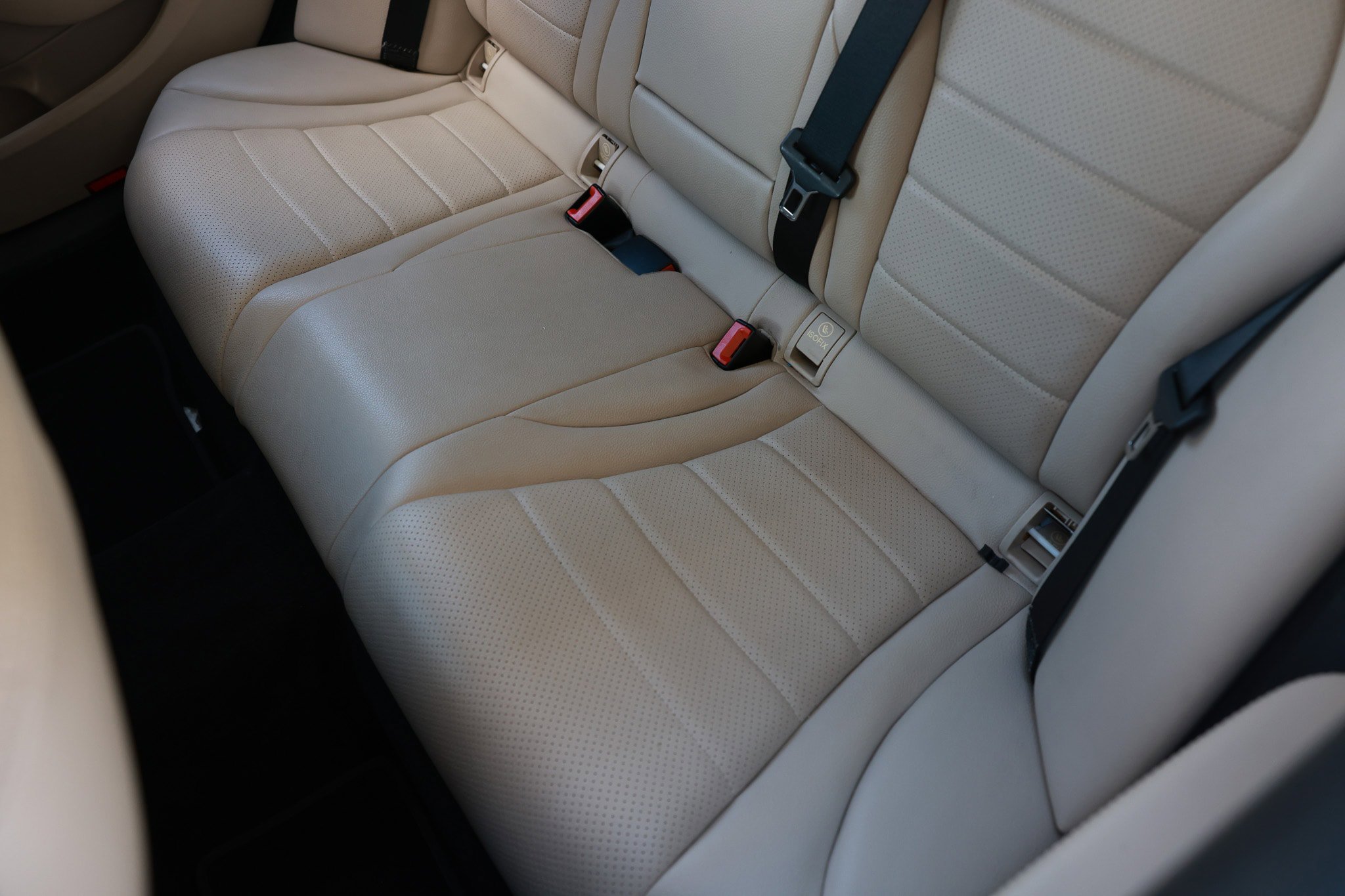 Used 2018 Mercedes-Benz C 300 Sedan w/ Premium Package image 13