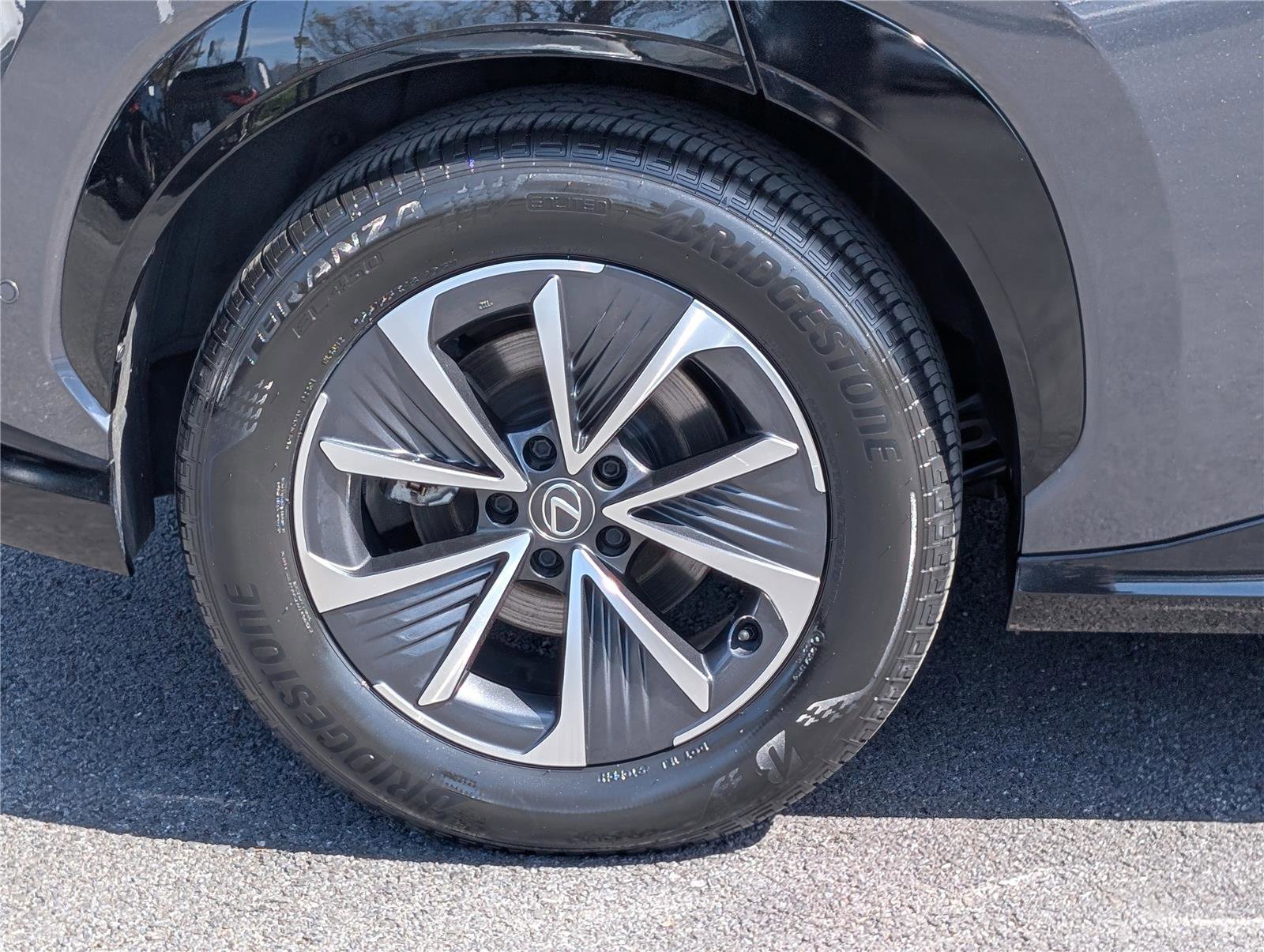 Used 2023 Lexus RZ 450e Premium w/ Technology Package image 10