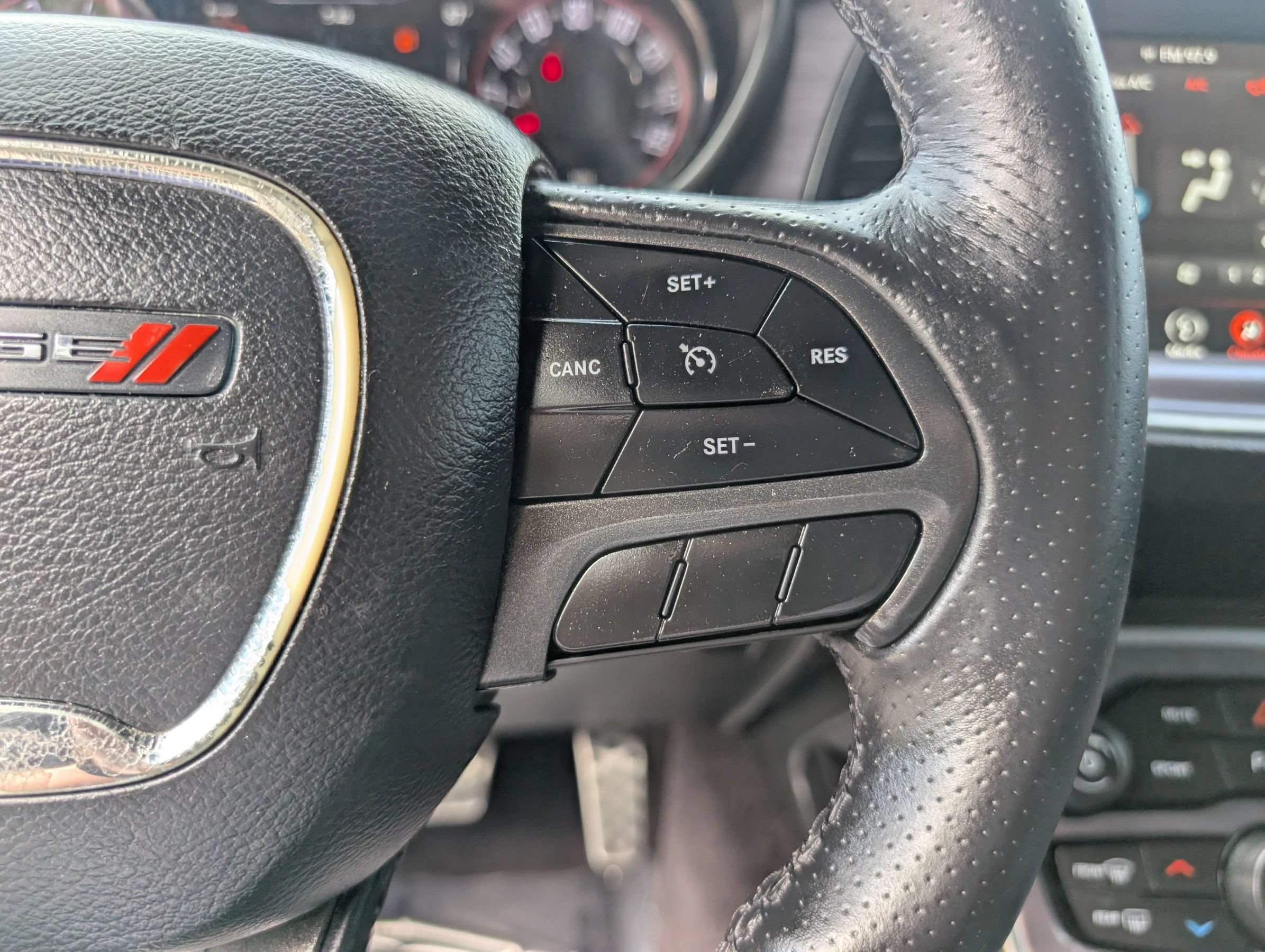 Used 2018 Dodge Challenger R/T Plus RWD image 23