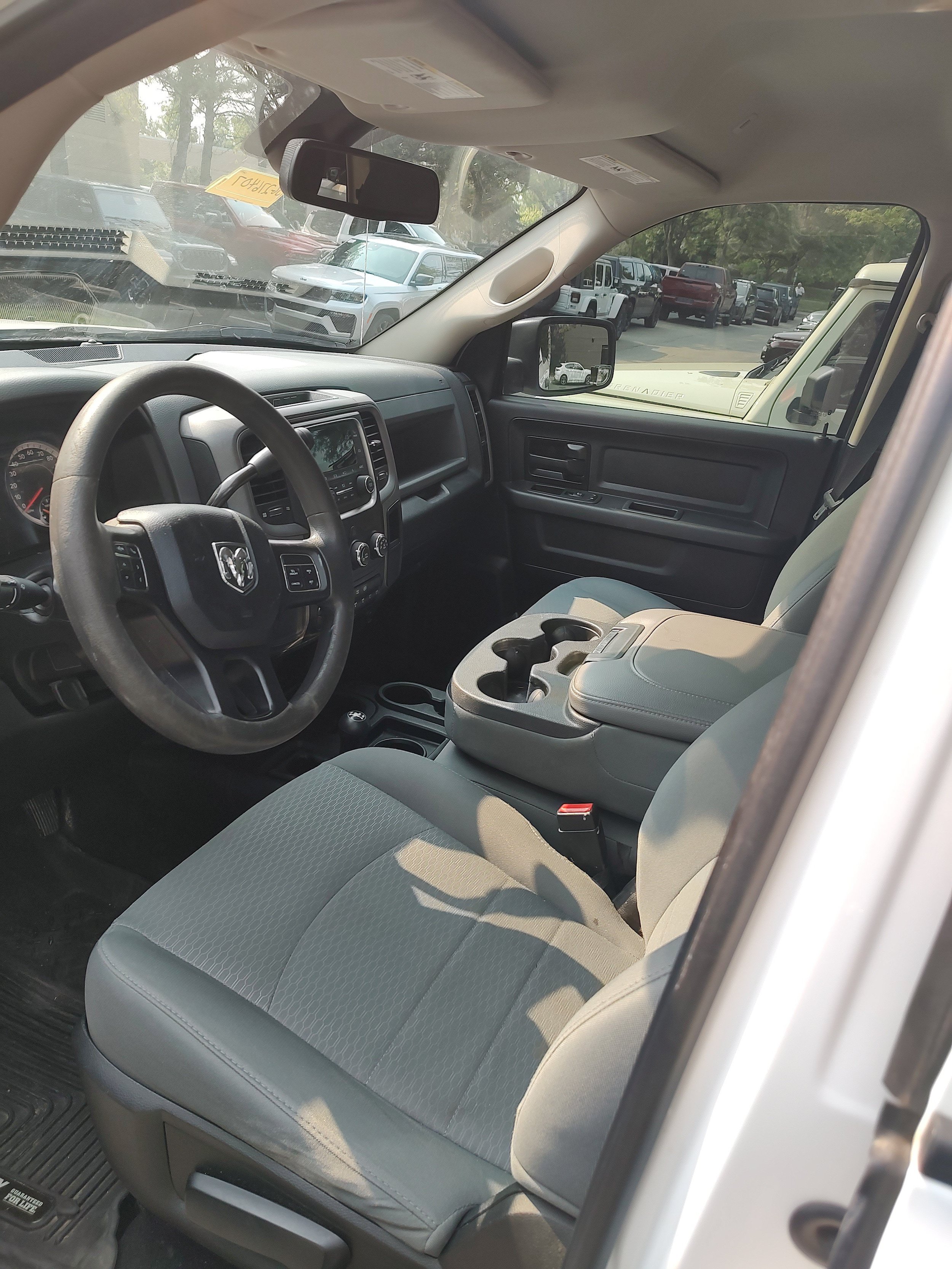 Used 2018 RAM 2500 Tradesman w/ Chrome Appearance Group AWD/4WD image 4