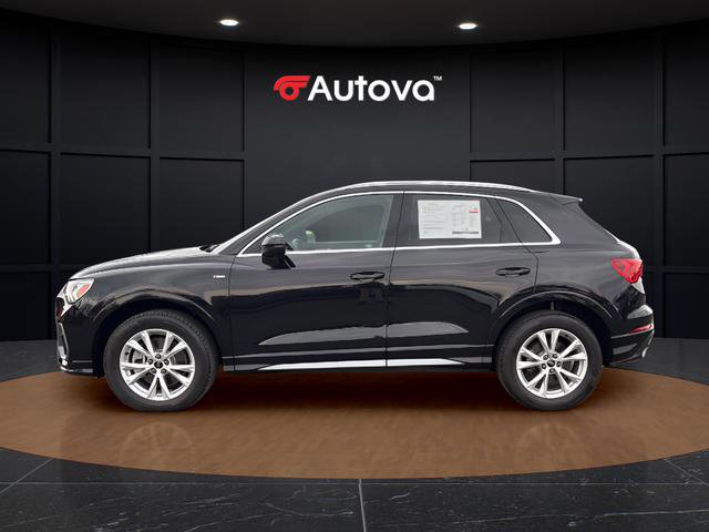 Used 2023 Audi Q3 2.0T Premium Plus w/ Premium Plus Package image 5