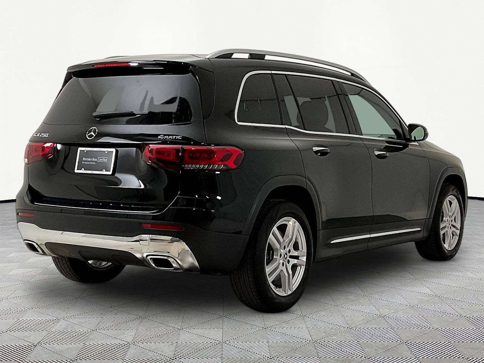 Certified 2023 Mercedes-Benz GLB 250 4MATIC image 6