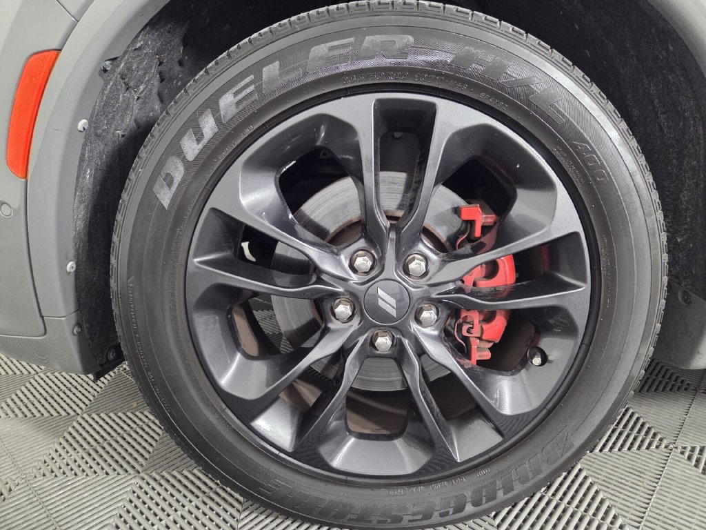 Used 2021 Dodge Durango R/T w/ Blacktop Package RWD image 8