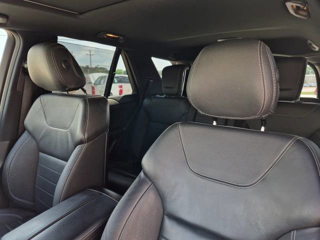 Used 2015 Mercedes-Benz ML 400 4MATIC image 9